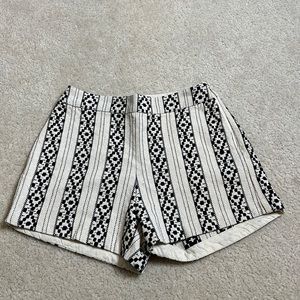 Hollister size 00 patterned shorts
